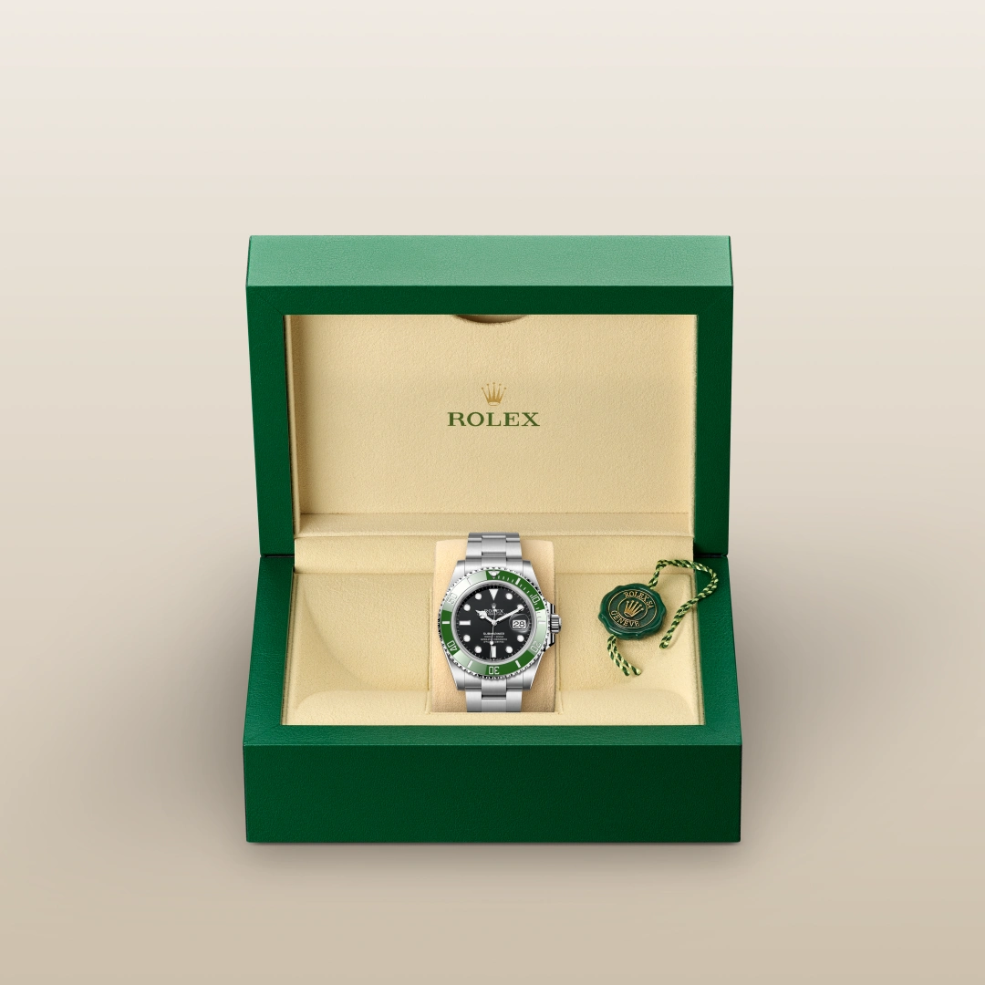 RLX Submariner Date Lunette Verte - Vue 3
